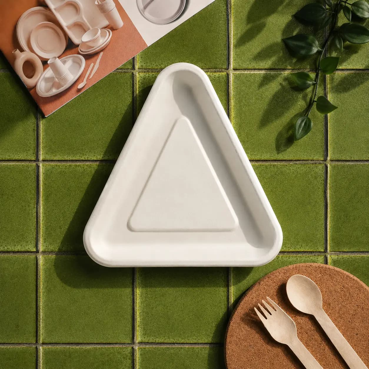 5 inch Triangle bagasse Plate by caneora